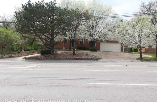 8308 STATE LINE ROAD Gallery 2