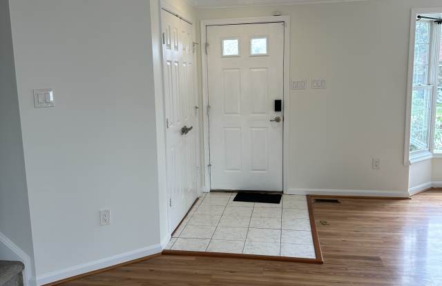 1741 Conrads Ferry Drive Gallery 2