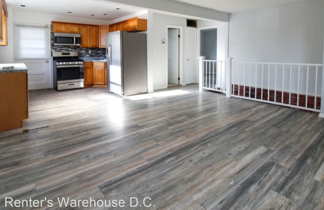907 Clovis Ave - 907 Clovis Avenue, Coral Hills, MD 20743