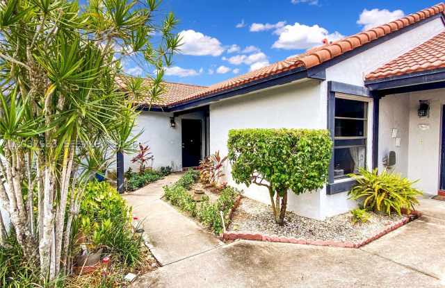 14980 SW 48th Ter Gallery 2