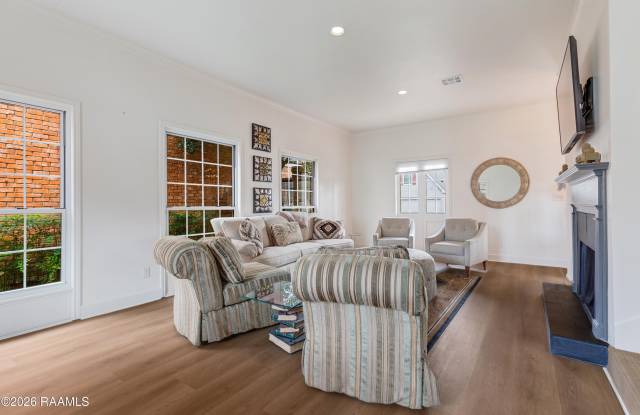 13 Heatherstone Drive Gallery 4