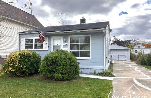 $200 OFF FIRST MONTH'S RENT - Beautiful 2 Bedroom 1 Bathroom now available for rent - 8496 Jewett Avenue, Warren, MI 48089