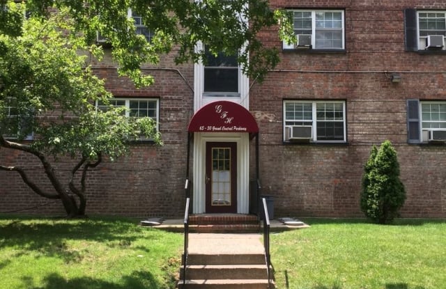65-30 Grand Central Pkwy Apt #2A - 65-30 Grand Central Parkway Sr South, Queens, NY 11375