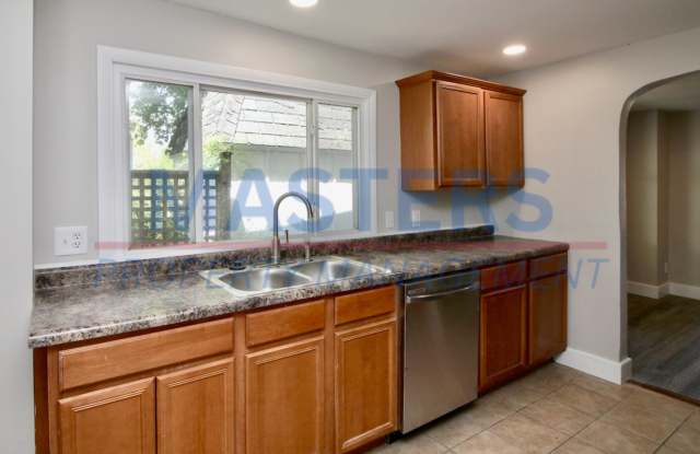 Move-In Special: $500 Off First Month’s Rent – Pets Welcome! photos photos