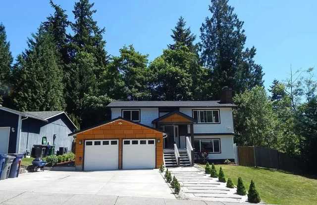 Beautiful 4-Bedroom Home in Bothell in Great Location! Gallery 1