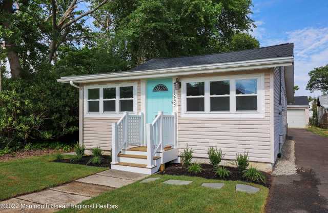 1233 Oakwood Road photos photos