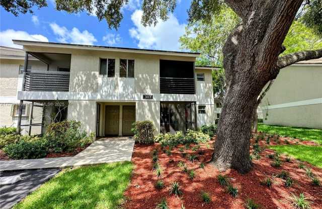303 Gardens Dr photos photos