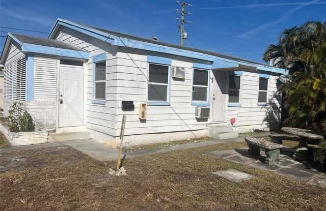 1955 Buchanan St - 1955 Buchanan Street, Hollywood, FL 33020