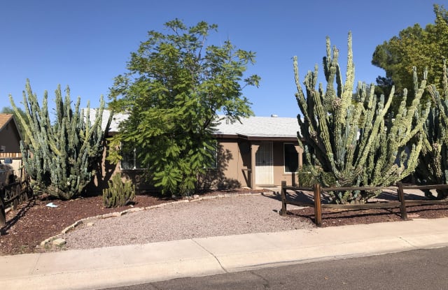 13236 N 39th Street - 13236 North 39th Street, Phoenix, AZ 85032