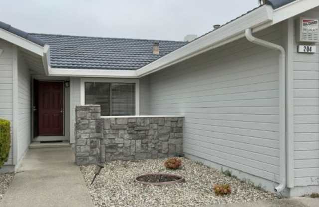 Updated Four Bedroom Single Story American Canyon Home in Desirable Neighborhood Gallery 4