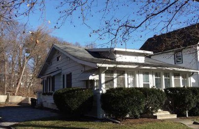 730 W Lexington Ave - 730 West Lexington Avenue, Elkhart, IN 46514