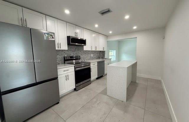 4028 SW 49th Ct photos photos