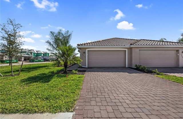 2672 Vine Ave lot: 733 Gallery 3