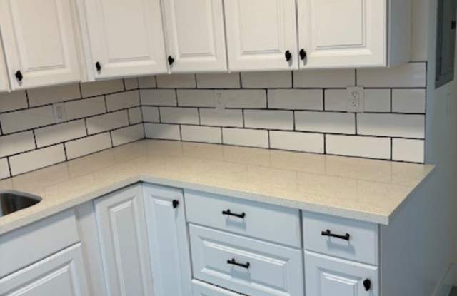 Renovated Studio Apartment for Lease in Van Nuys photos photos