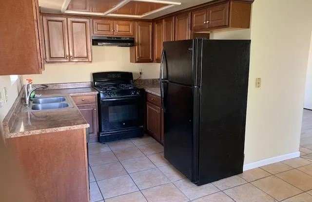 378 VANCE ST. unit: 5 photos photos