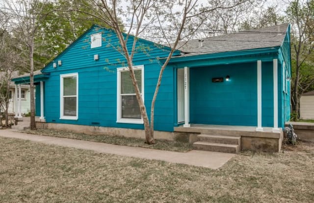1127 South Davis Drive - 1127 S Davis Dr, Arlington, TX 76013