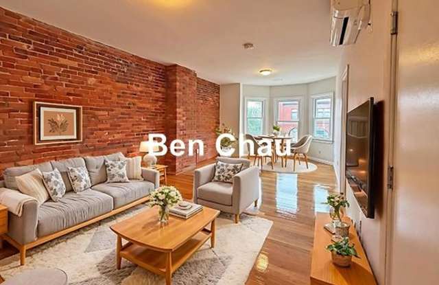164 Broadway Gallery 1