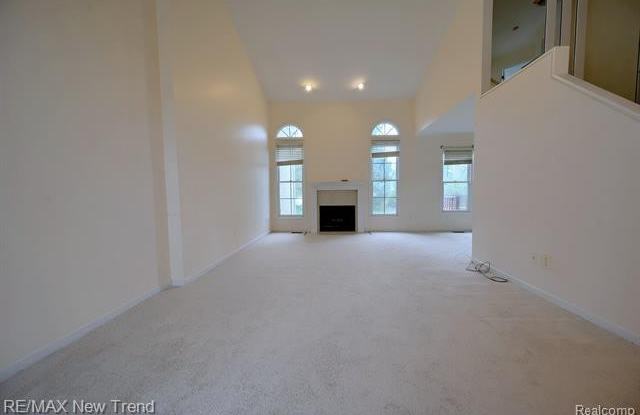 24263 WEATHERVANE Court Gallery 4