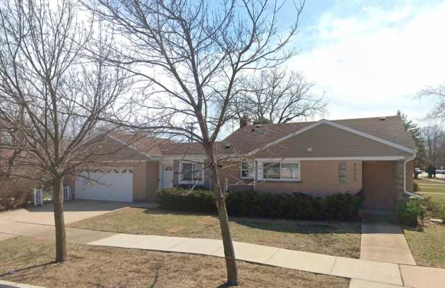 7225 E Prairie photos photos