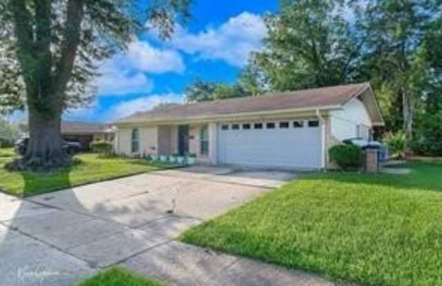 1920 Venus Drive Gallery 1