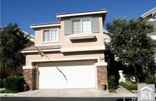 5 Quebec - 5 Quebec, Aliso Viejo, CA 92656