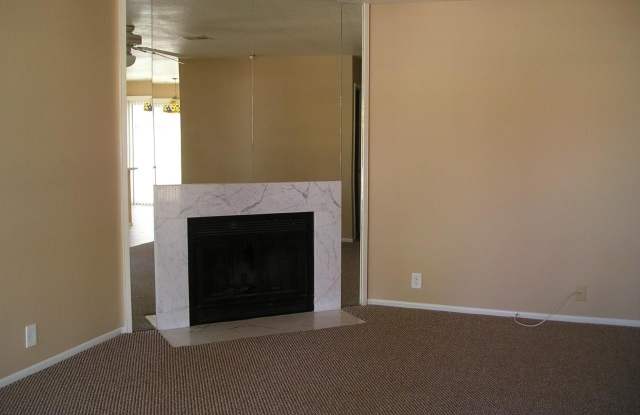 601 W TONOPAH Drive Gallery 2
