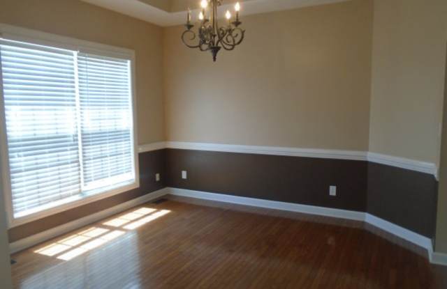 Available NOW, Will go Quickly! Spacious Property in Jack Britt School District! Gallery 4