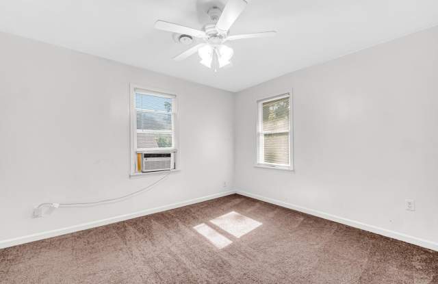 216 Hoffman Street Gallery 3