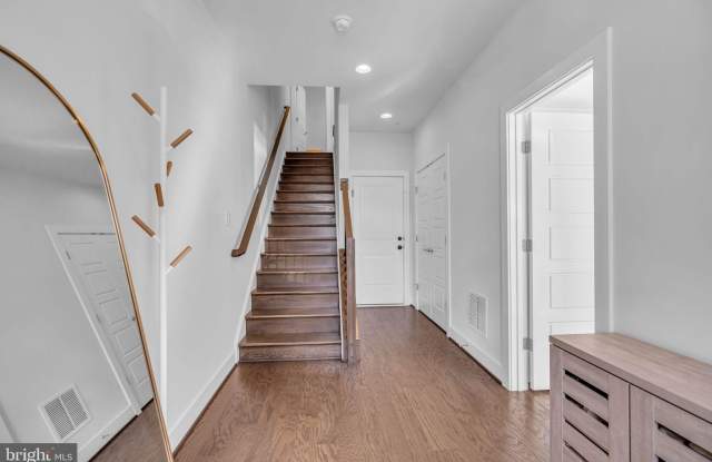 5133 LONGSTONE Way Gallery 4