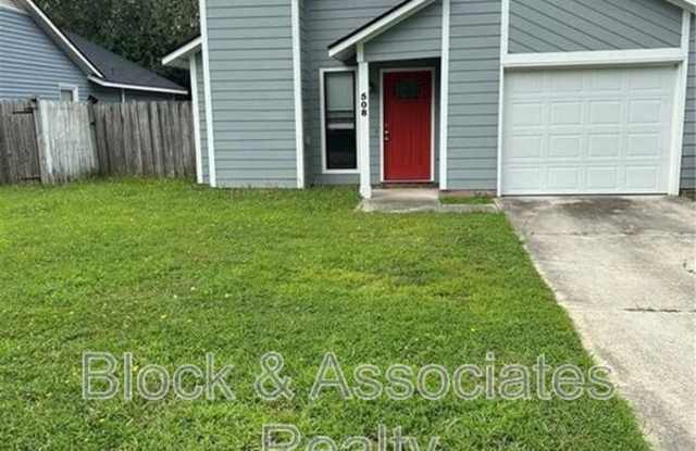 508 Auburndale Lane - 508 Auburndale Lane, Fayetteville, NC 28314