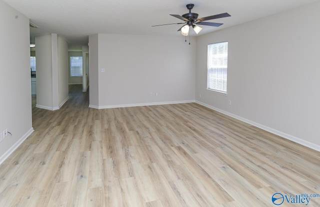 110 LONESOME COURT Gallery 3