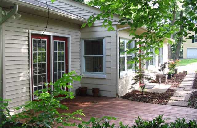4135 Ridgeway Ln Gallery 3