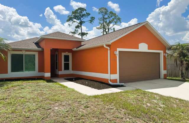 Your Dream Home Awaits in North Port! photos photos Your Dream Home Awaits in North Port! photos photos