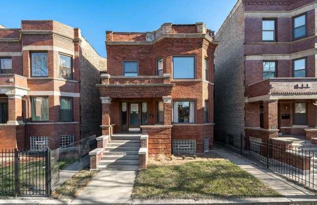 6127 South Saint Lawrence Avenue photos photos