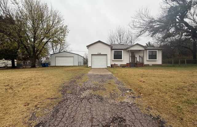 1940 Ives Way - 1940 Ives Way Lane, Nicoma Park, OK 73020