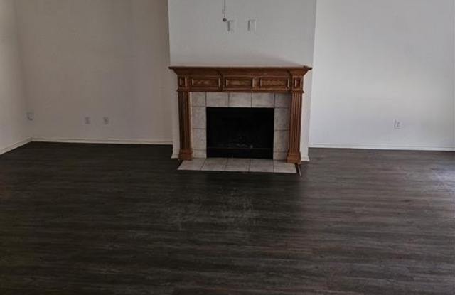 6885 Danieldale Drive Gallery 2