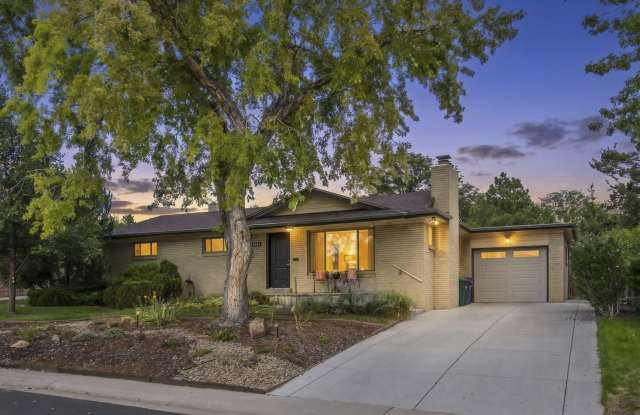 2582 South Dennison Court Gallery 1