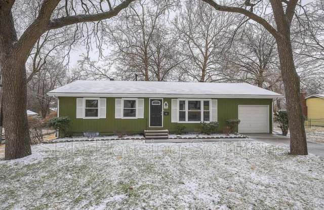 11024 Beacon Ave - 11024 Beacon Avenue, Kansas City, MO 64134