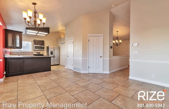 2278 E 2900 N - 2278 East 2900 North, Layton, UT 84040