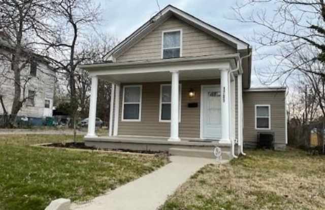 1701 CARLISLE AVE photos photos