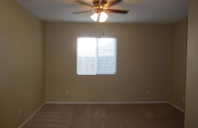 3232 W. Flagstaff Avenue Gallery 4