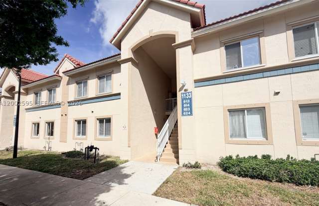 1133 Golden Lakes Blvd photos photos