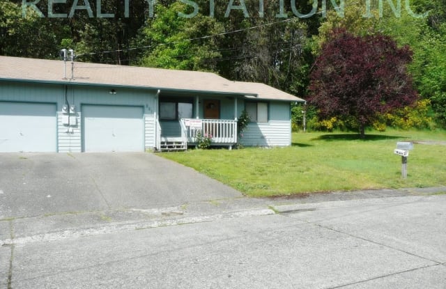 241 Willow Street - 241 Willow Street, Bremerton, WA 98310