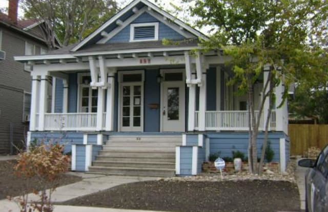 831 W WOODLAWN AVE - 831 W Woodlawn Ave, San Antonio, TX 78212