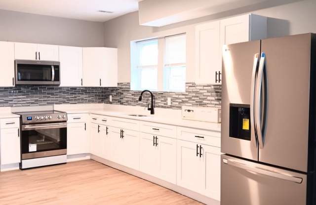 3721 Main Street photos photos