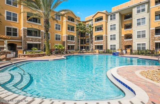 8539 Gate Parkway West, 1724 photos photos