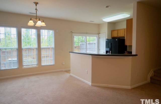 1207 Kingston Grove Drive Gallery 2