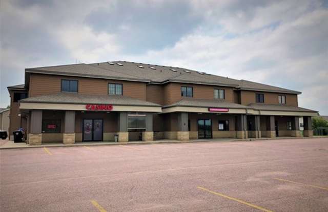 Woodridge Mall Gallery 1