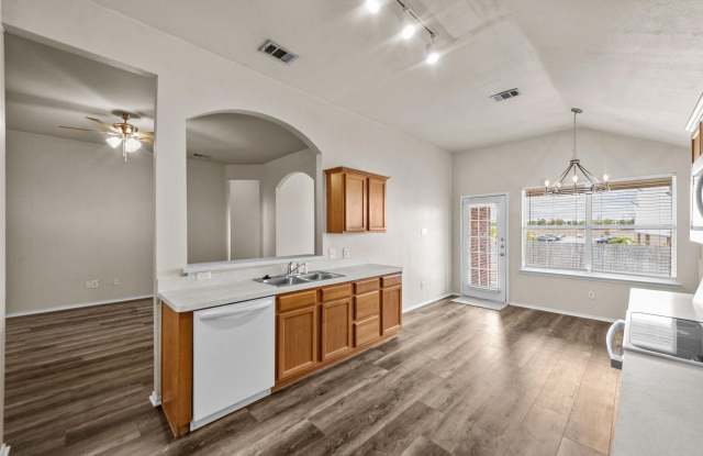 2032 Sunny Side Drive Gallery 3