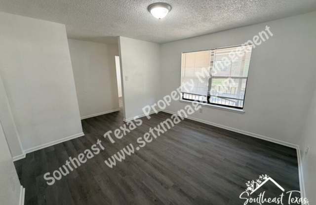 1410 South Elizabeth Avenue Gallery 2